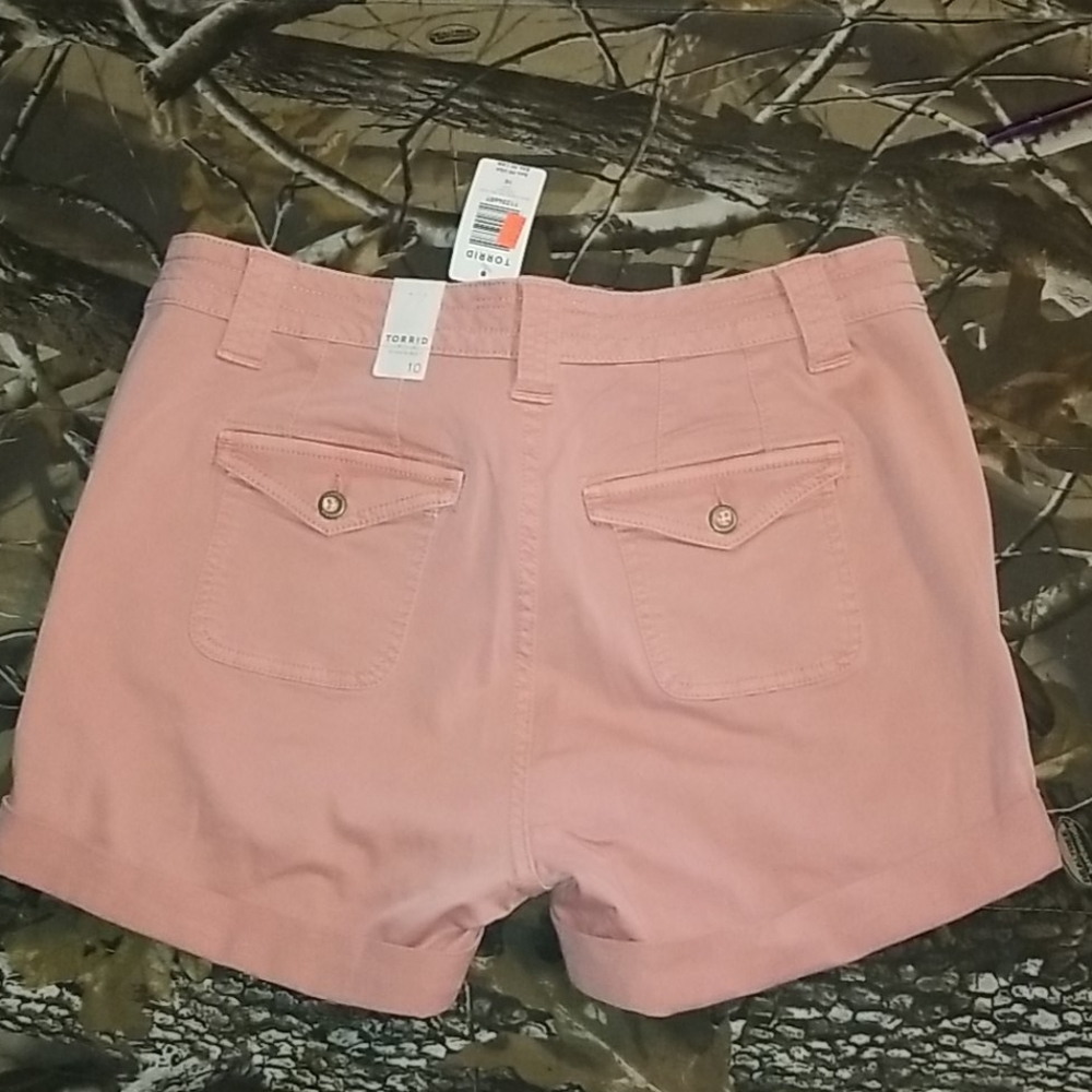 Torrid Shorts - Picture 2 of 2